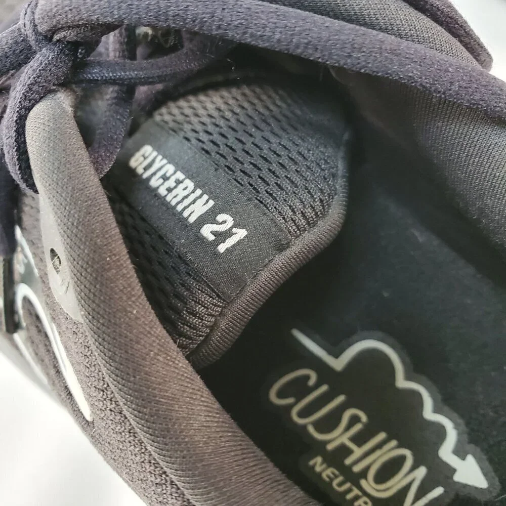 Brooks Glycerin 21 womans Running Shoes 11.5 B Cushion Neutral Black & White